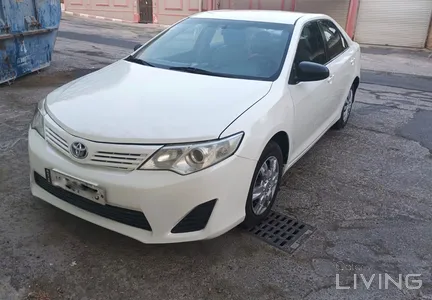Toyota Camry GL 2012